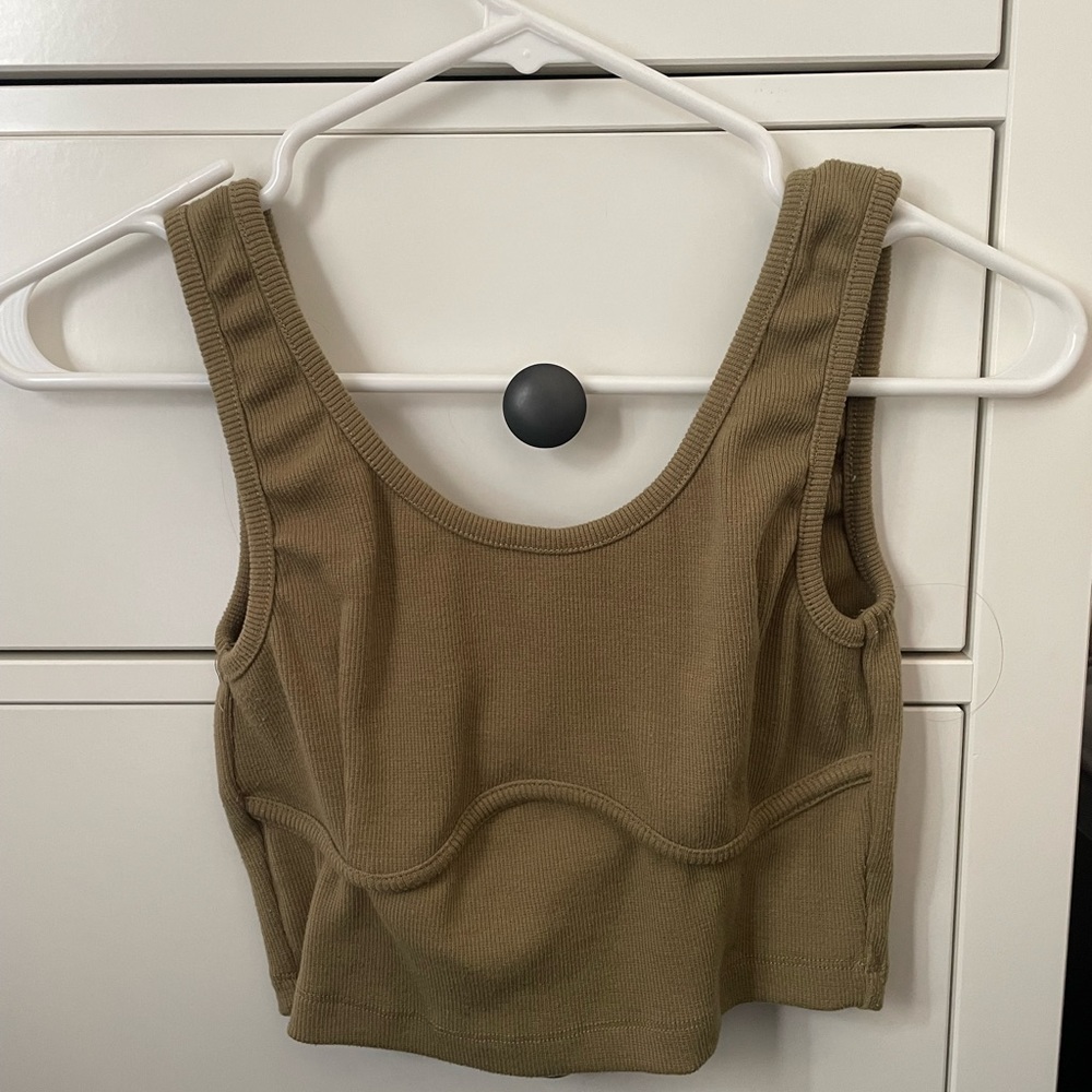 signature 8 olive green tank top